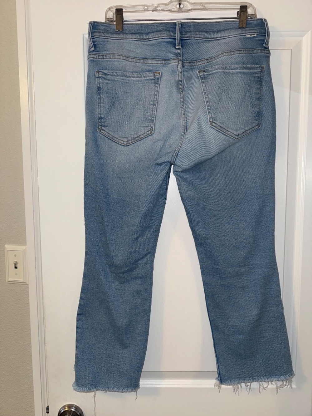 Mother Lil' Insider Petites High Rise Slim Jeans, Size 31 - Picture 6 of 7